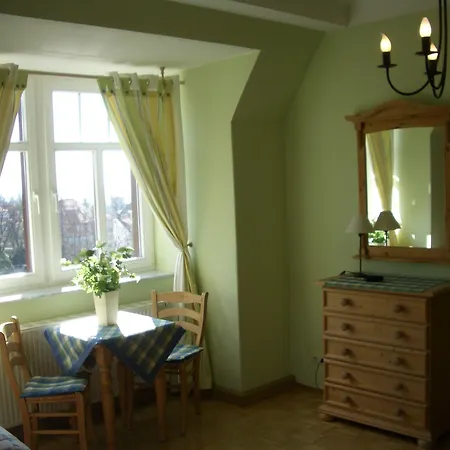 Hotel-appartement-villa Ulenburg 3* דרזדן