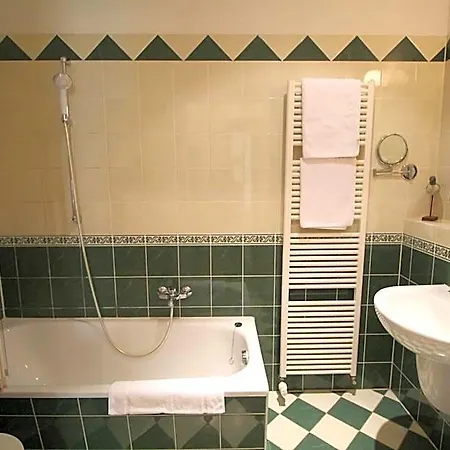 Hotel-appartement-villa Ulenburg Dresden