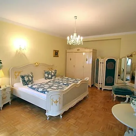 Hotel-appartement-villa Ulenburg 3* Dresden