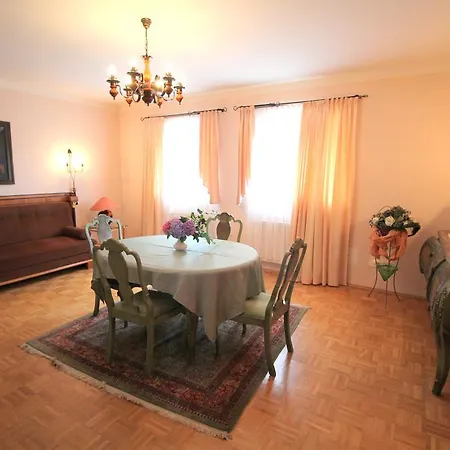 Hotel-appartement-villa Ulenburg 3*