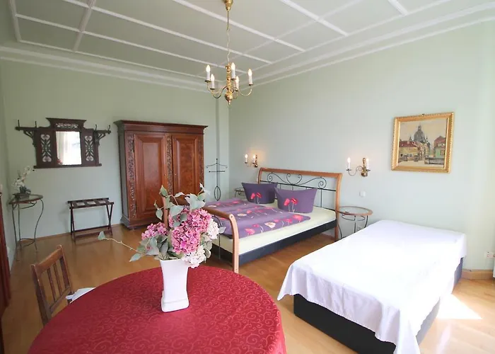 Ξενοδοχείο με διαμερίσματα Hotel-appartement-villa Ulenburg