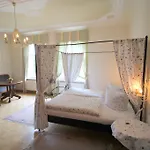 Hotel-appartement-villa Ulenburg Aparthotel 3*